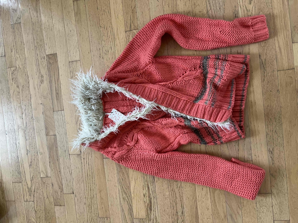 Free People Coral Sweater Cable Knit with Faux Fur Collar Size Large